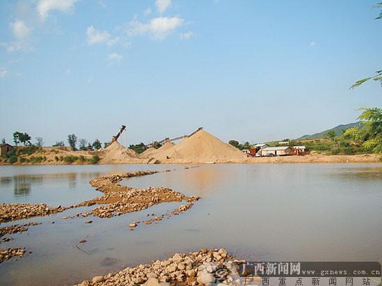 因利益纠葛砂场与村民纠纷不止 县政府收回采砂权